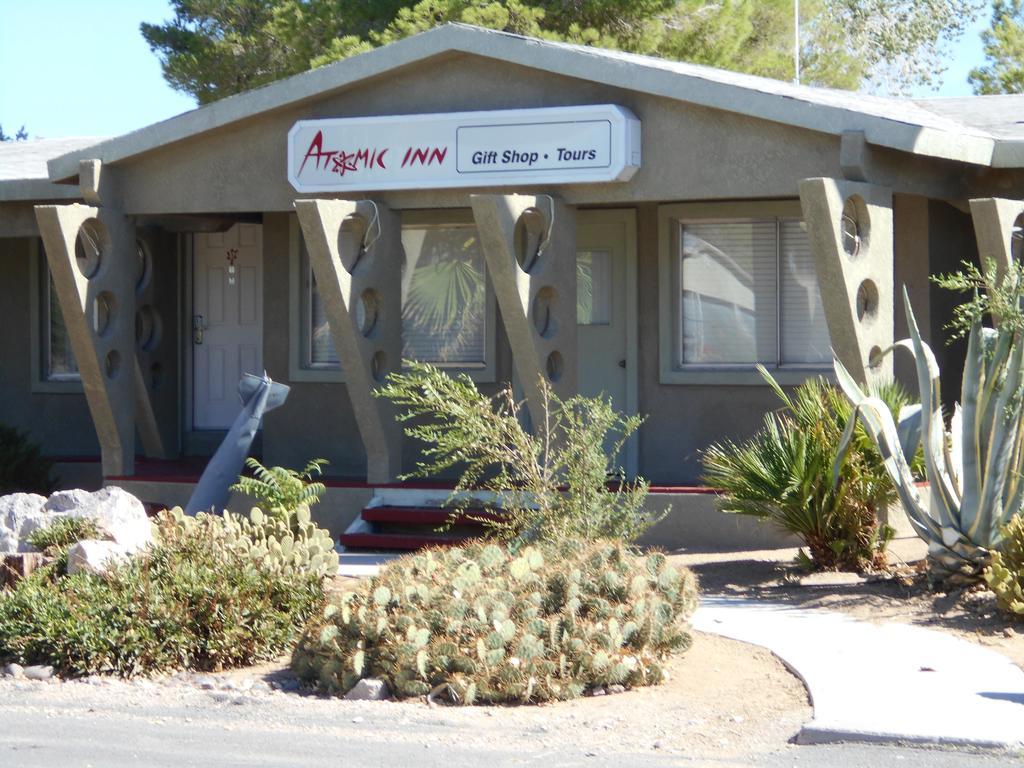 Atomic Inn Beatty Near Death Valley Bagian luar foto