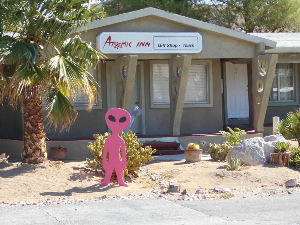 Atomic Inn Beatty Near Death Valley Bagian luar foto